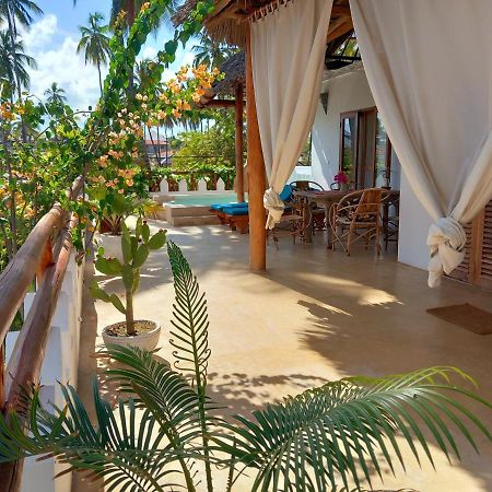 Moyo Top Floor Apartment Làng Làng Pwani Mchangani Ngoại thất bức ảnh